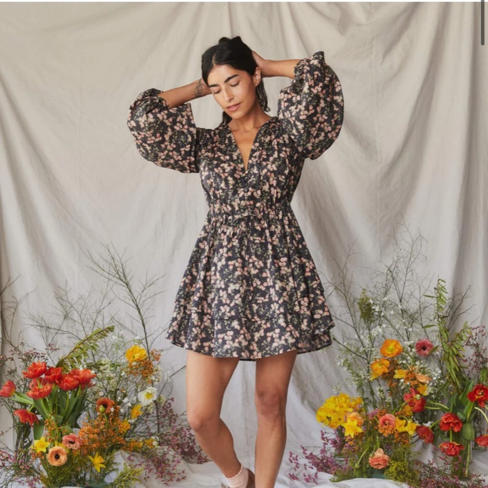 New with both tags 🏷 Christy Dawn Estelle dress Size M
